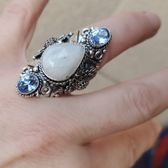 New Rainbow Moonstone & Blue Topaz 925 Silver Statement Ring. - Picture 6 of 7